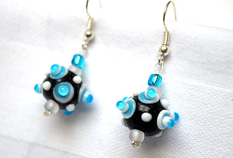 Sputnik earrings - Funky bead drop earrings.
